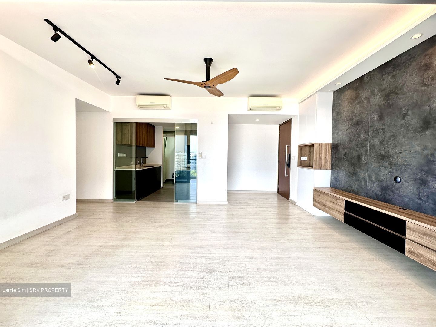 Waterbay (D19), Condominium #491030061